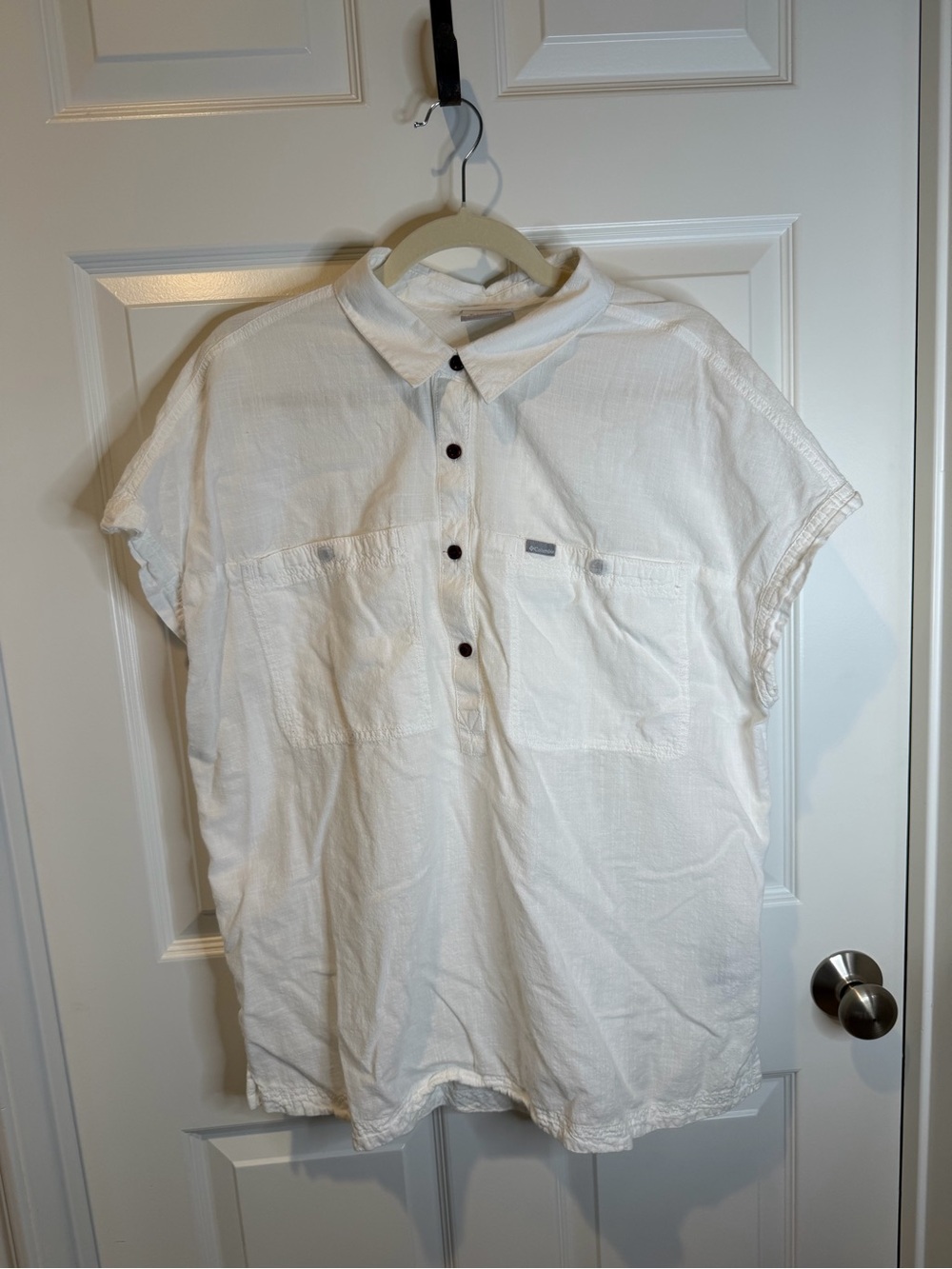 Women's White Short-Sleeve Button Tunic Top - Lightweight Casual